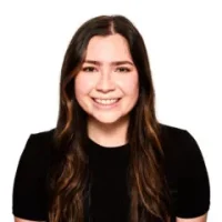 Natalie-Meers-scaled-e1732839296397-240x240 (1)